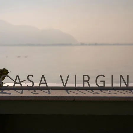 Casa Virginia - Deep Blue