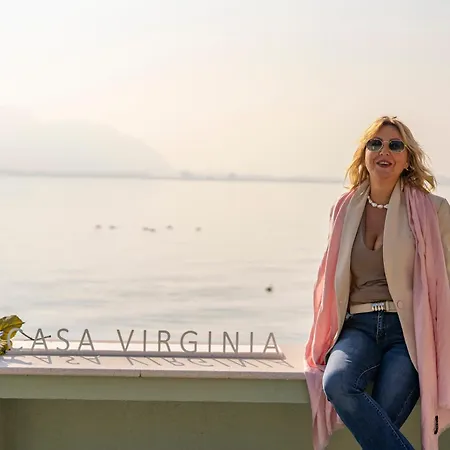 Casa Virginia - Deep Blue アパート